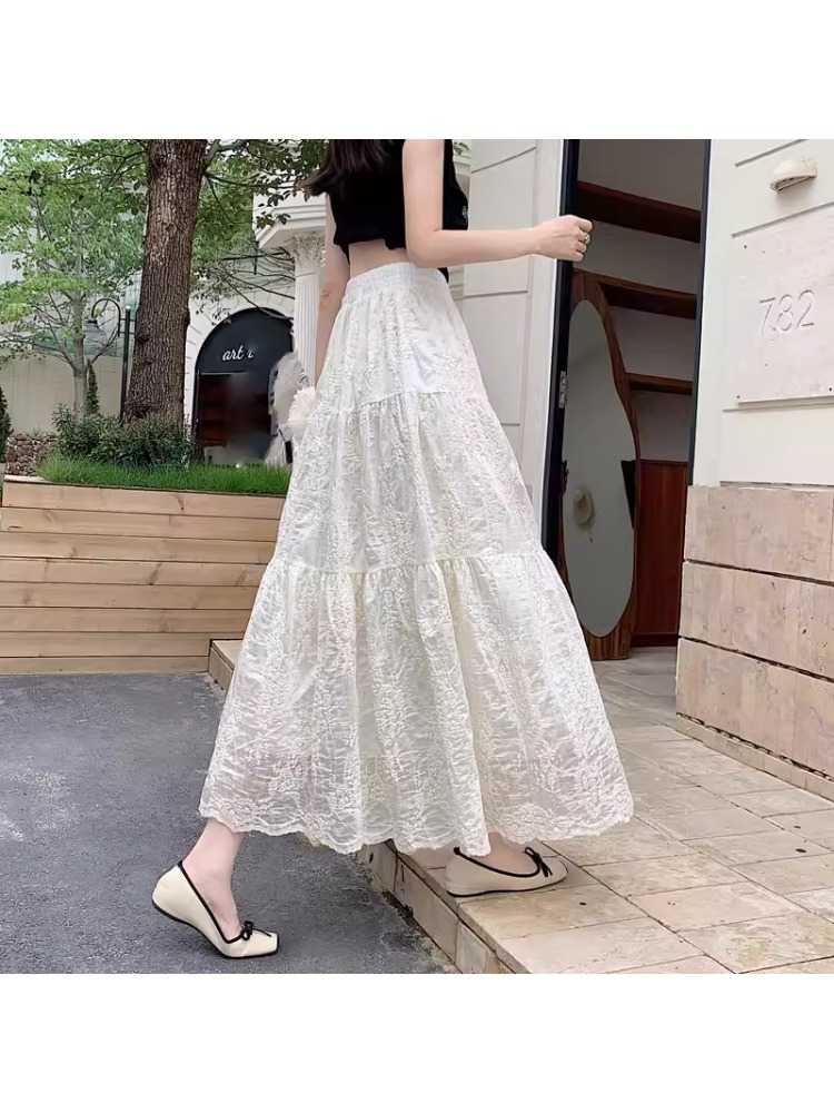 Embroidery Skirt - Jupe mi-longue taille haute évasée pour