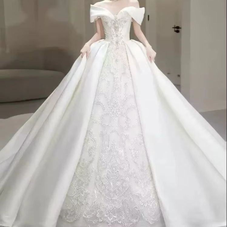 Embroidery Skirt - Robes de mariée chics à épaules