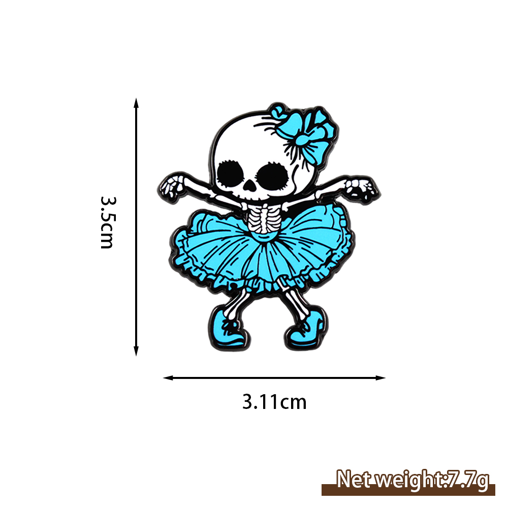 Broche en émail mignonne et go - Embroidery Gothic avis et prix