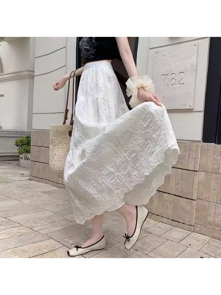 Jupe mi-longue taille haute év - Embroidery Skirt avis et prix
