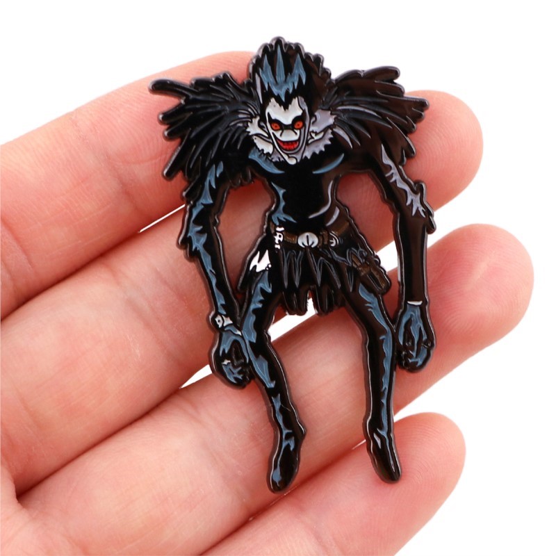 Mignons badges et broches en é - Embroidery Gothic avis et prix